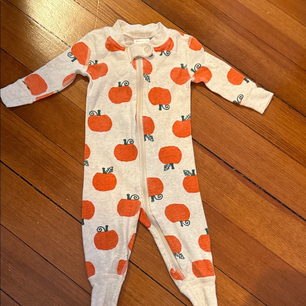 Hanna Andersson pumpkin pajamas